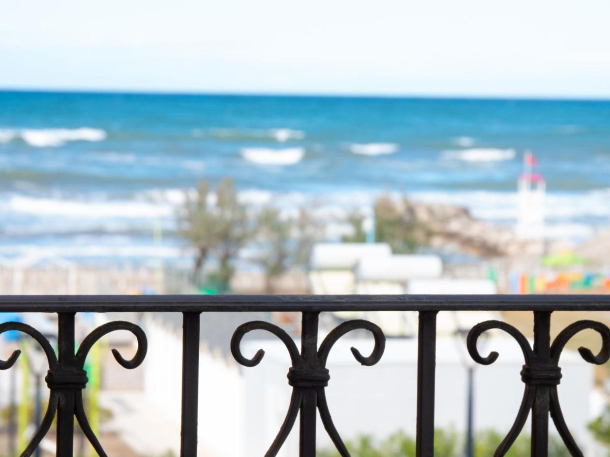 Hotel Merano Misano Adriatico Ngoại thất bức ảnh