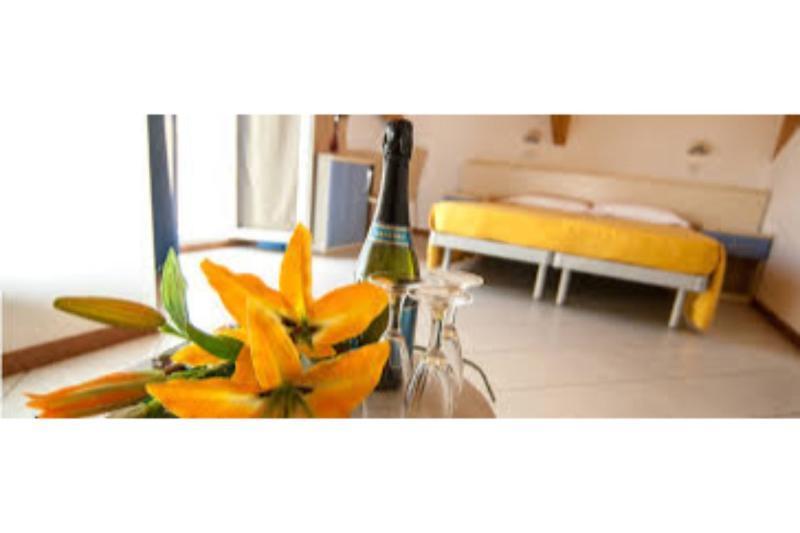 Hotel Merano Misano Adriatico Ngoại thất bức ảnh